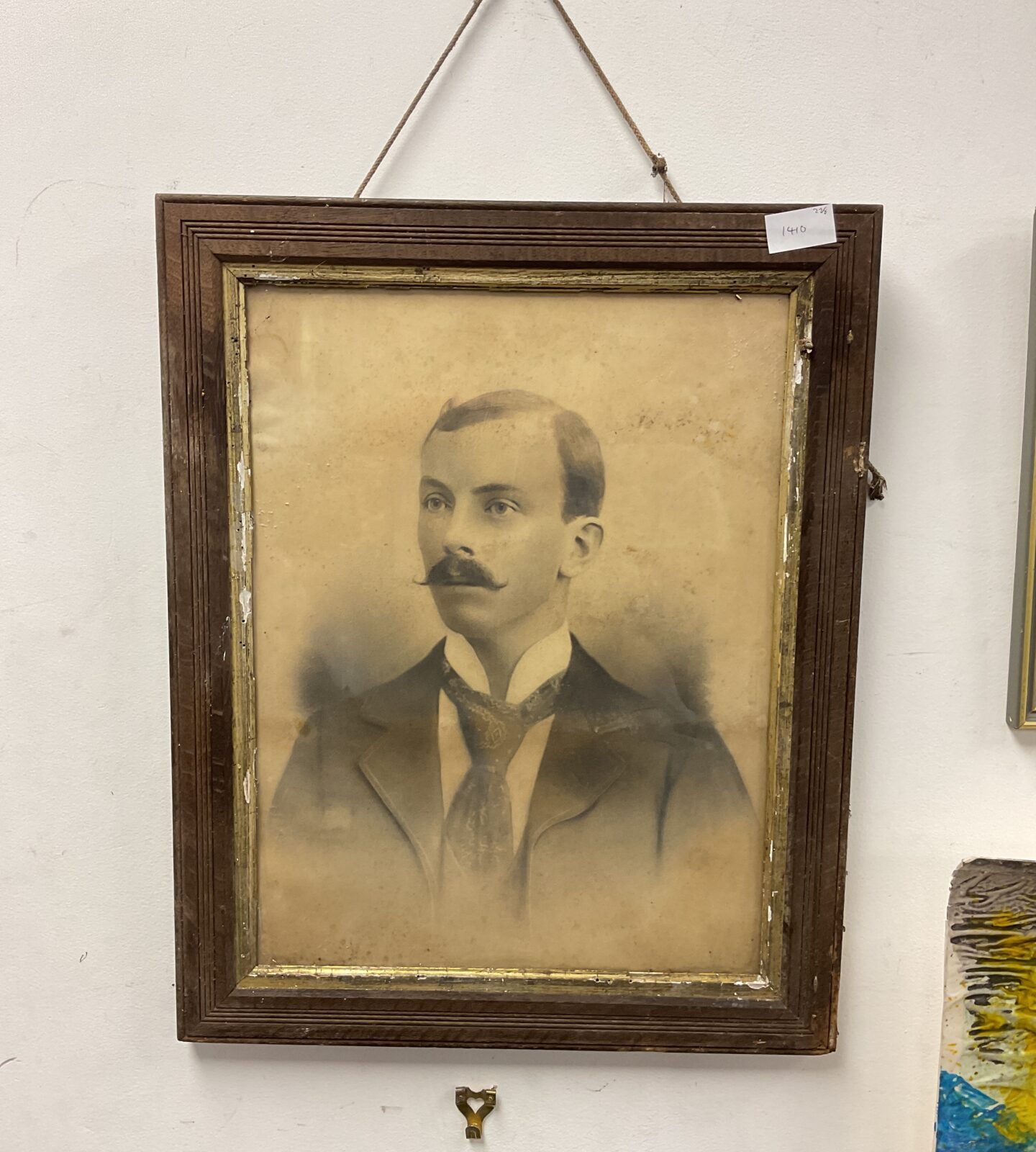 Antique framed portrait of a gentleman