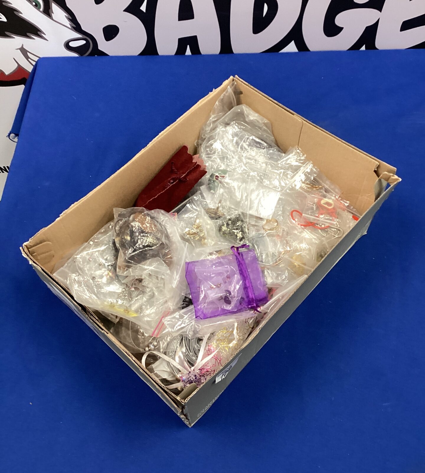 Box of mixed costume jewellery