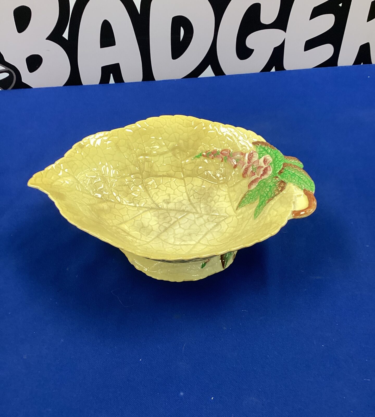 Carlton-ware leaf dish