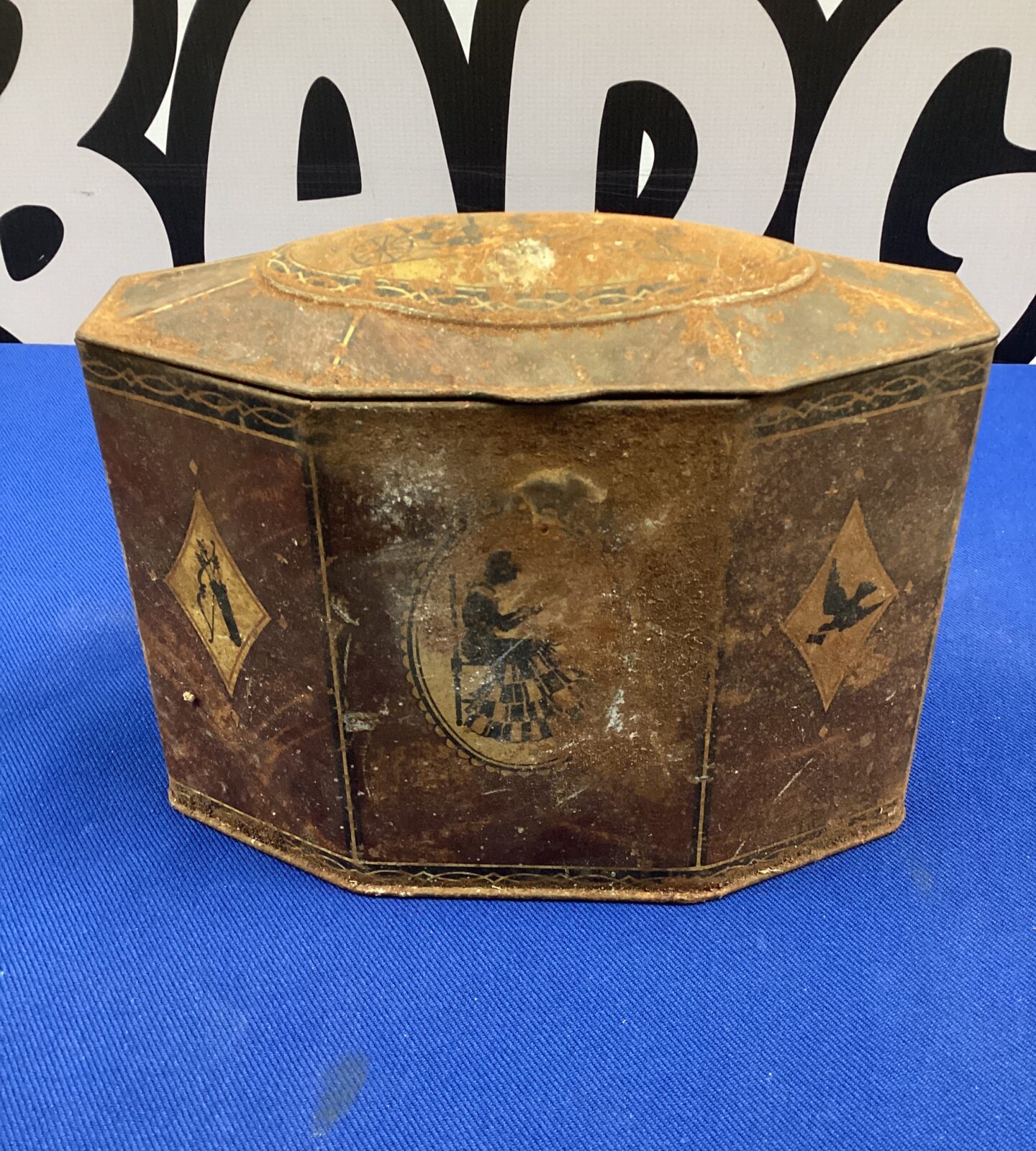 Antique W & R jacob biscuit tin