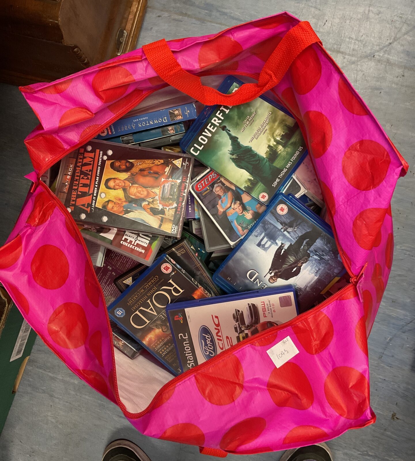 Large bag of dvds, cds, blurays & games