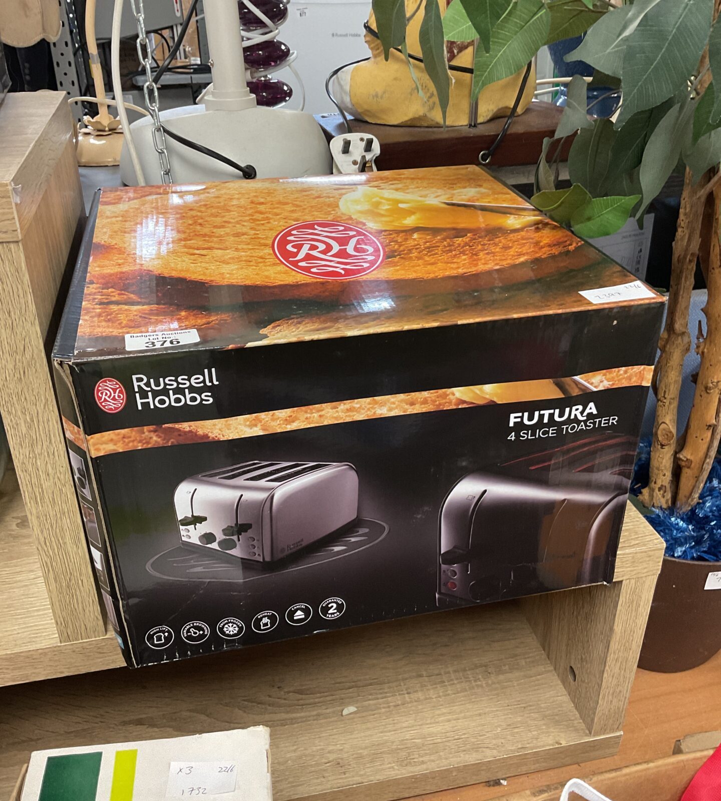 New in box Russell Hobbs Futura 4 Slice Toaster