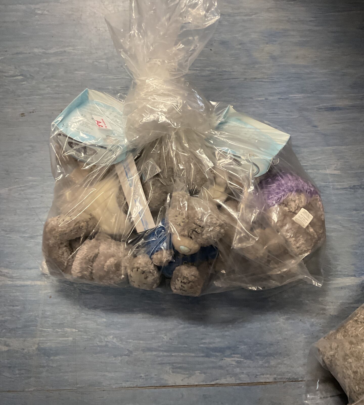 Bag of mixed me to you teddy bears