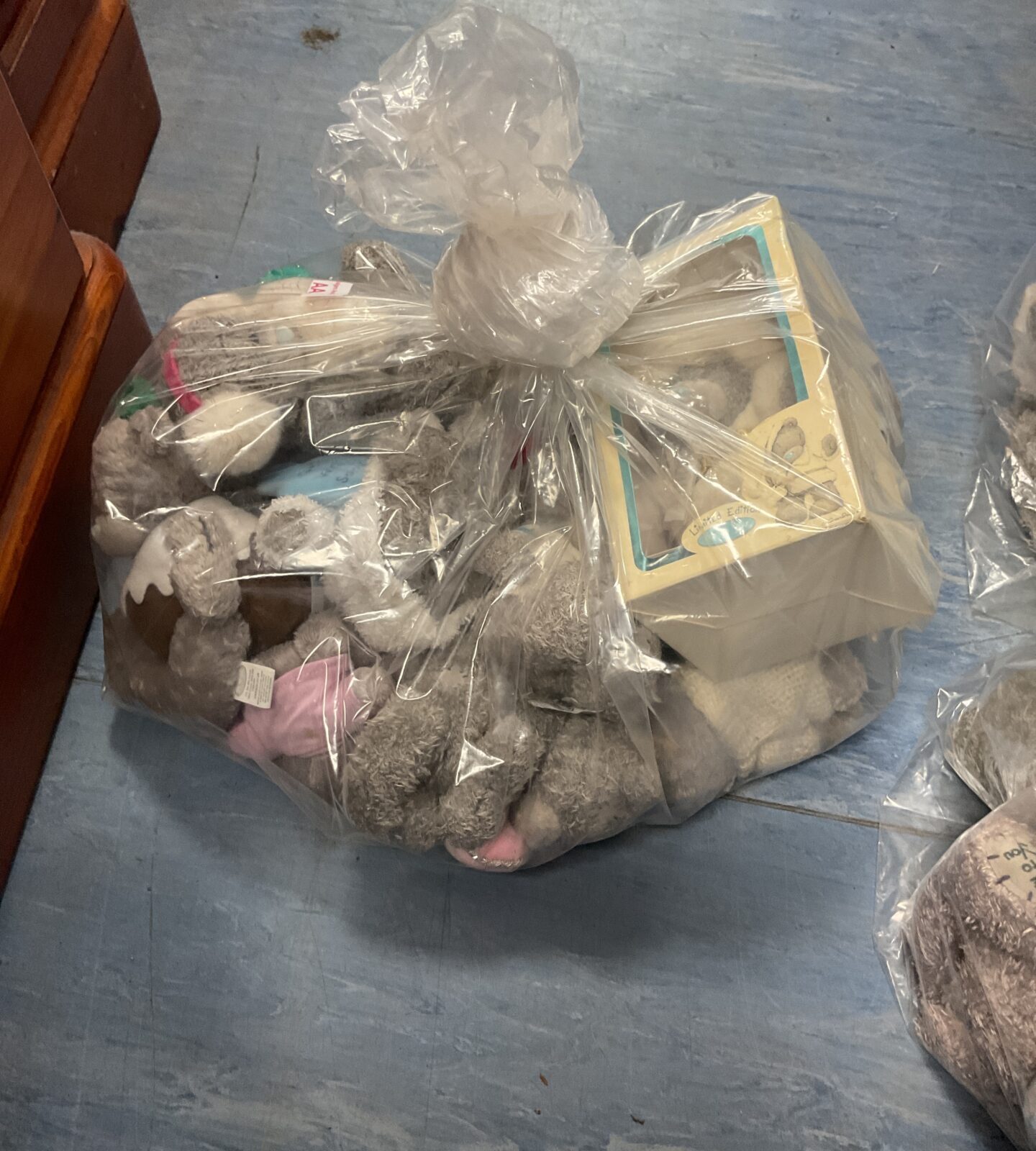 Bag of mixed me to you teddy bears