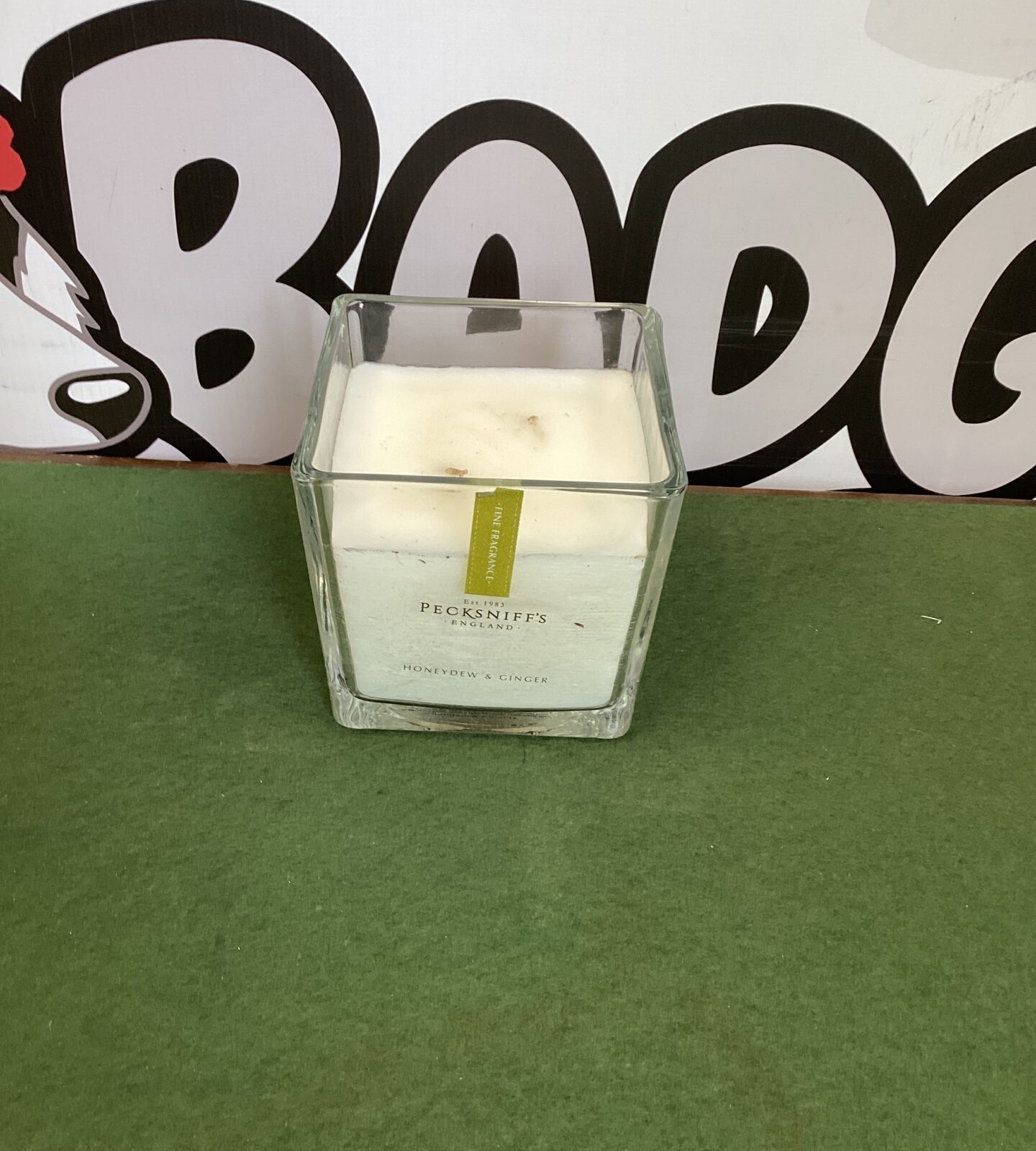 Pecksniffs Honeydew & Ginger Scented Candle