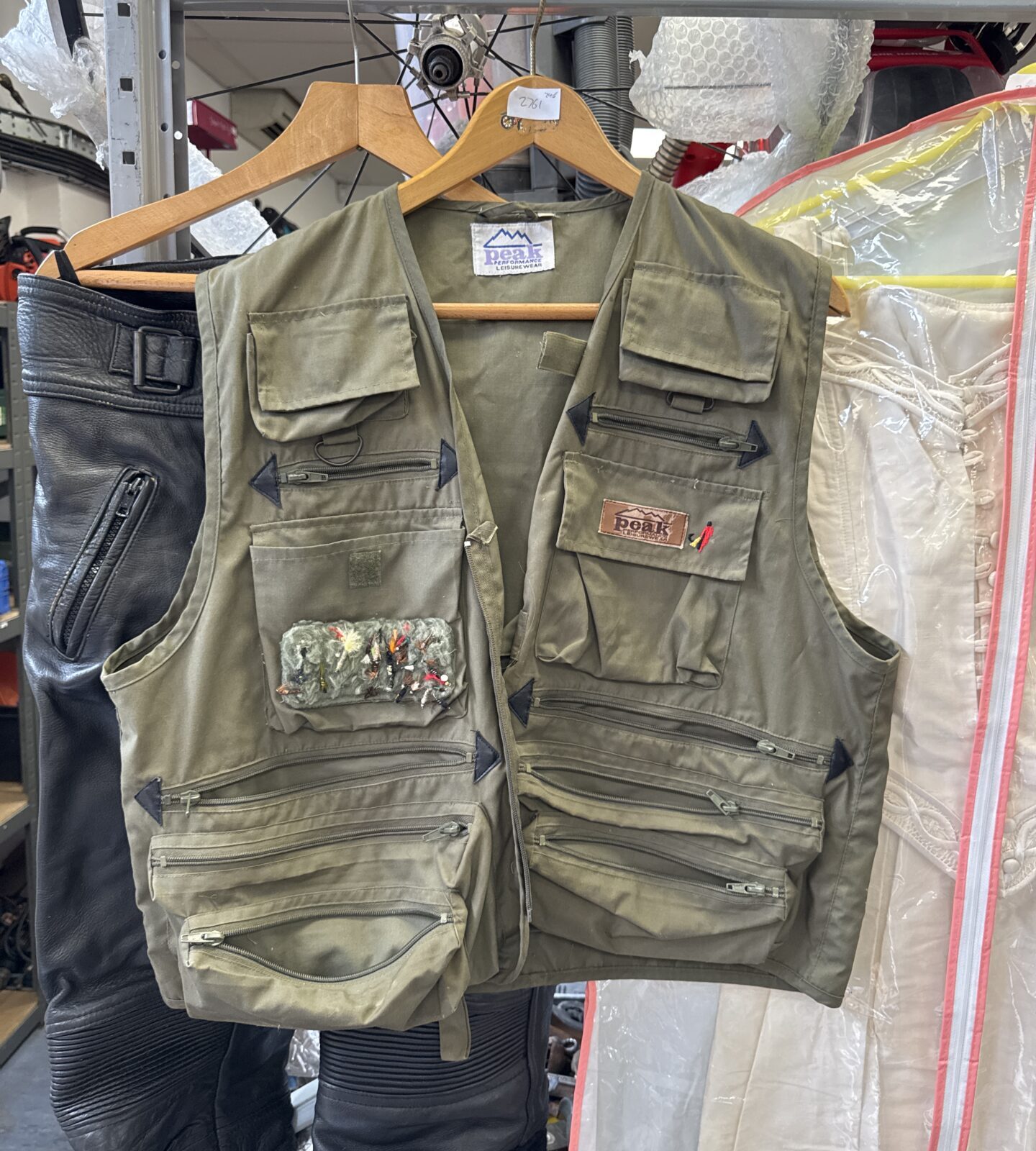 Peak performance fishing gilet size L with fishing flies attached