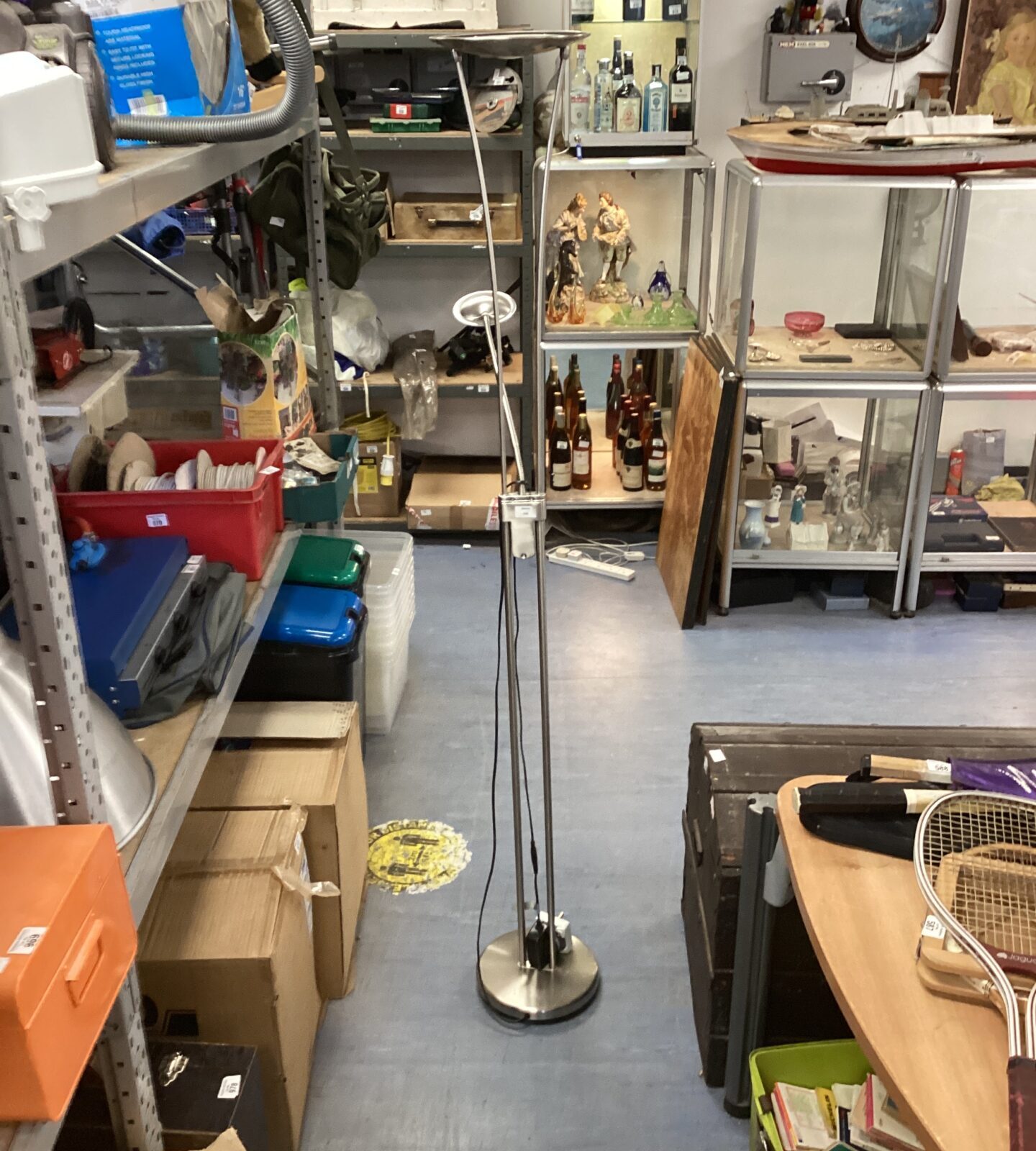 Chrome uplighter with reading lamp