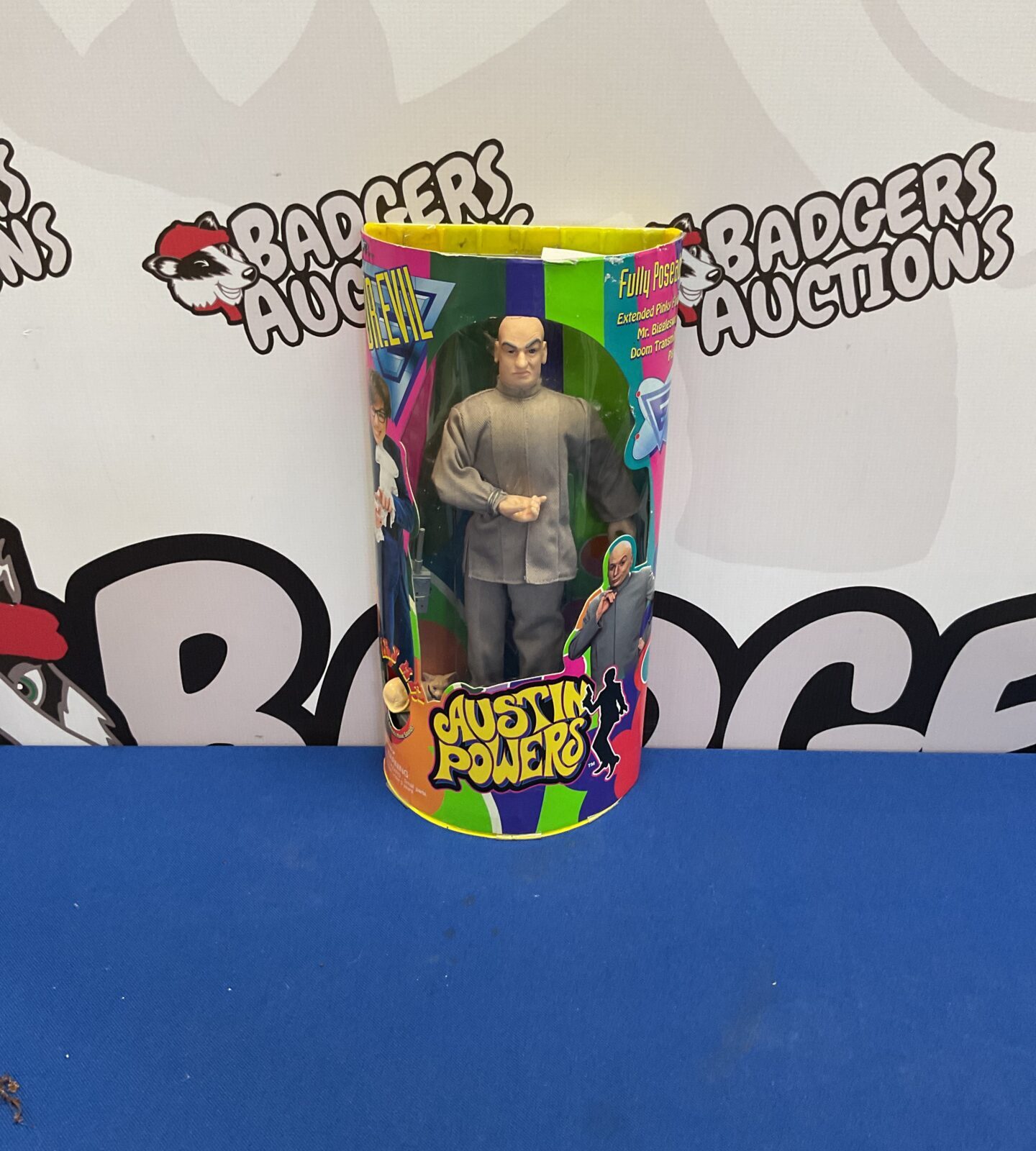Retro boxed trendmasters austin powers dr evil fully poseable figure
