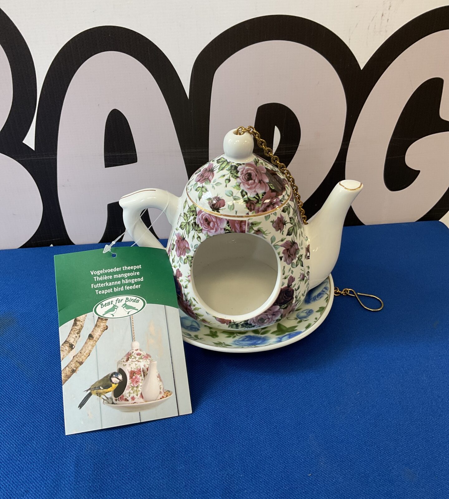 Esschert design porcelain teapot bird feeder