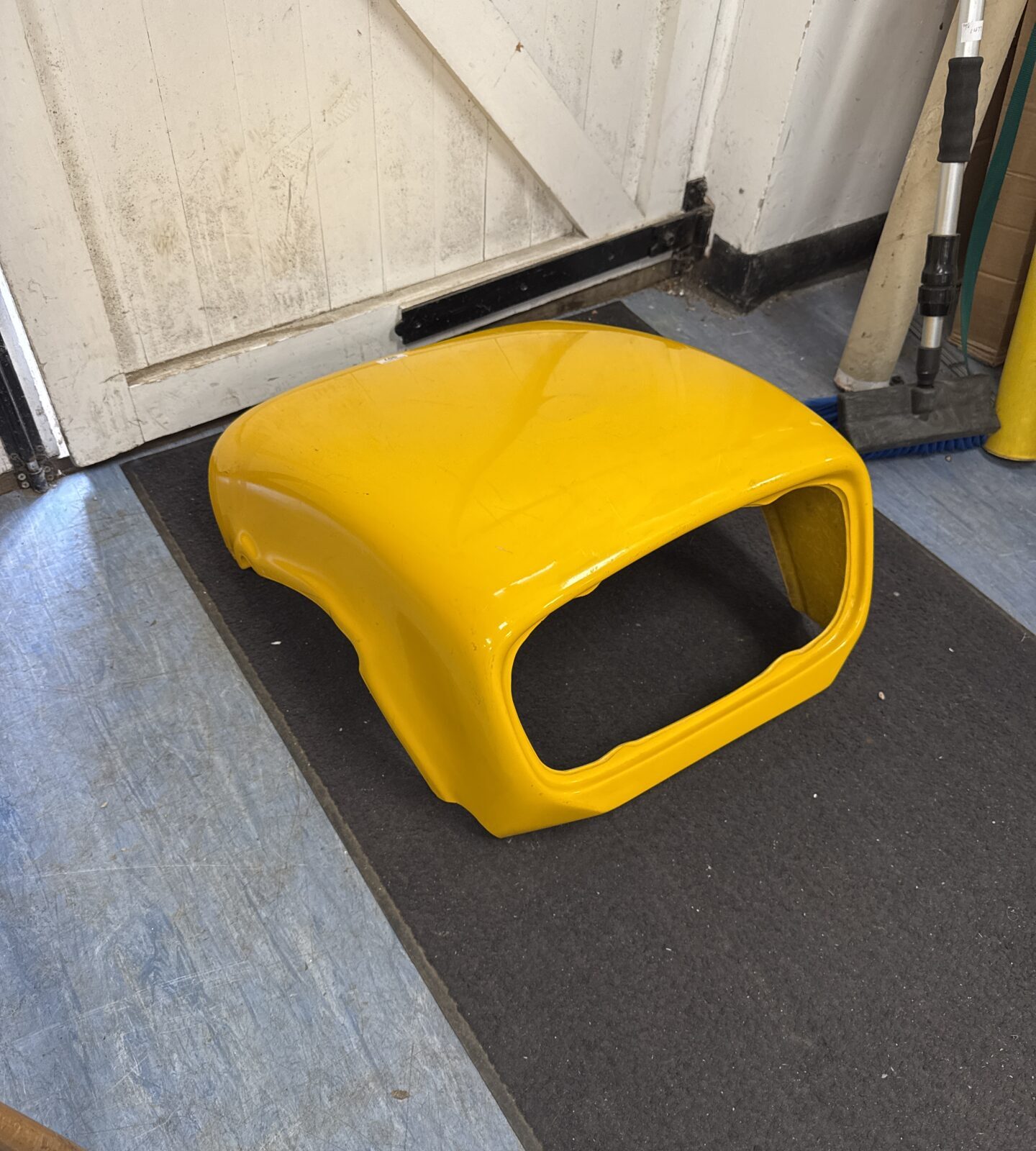 Fibreglass caterham or lotus seven type car nose cone - has cosmetic marks and chips on rear edge