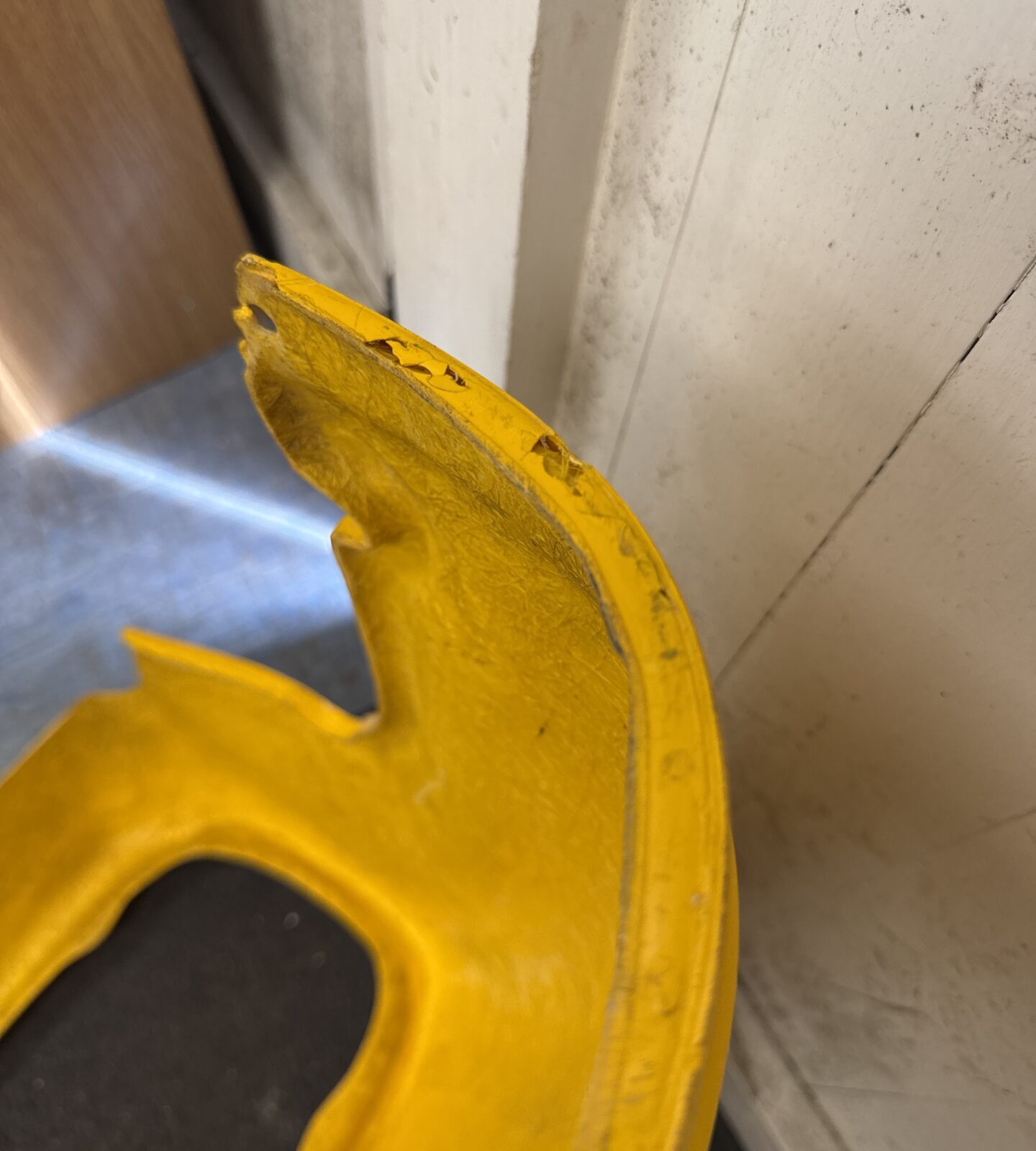 Fibreglass caterham or lotus seven type car nose cone - has cosmetic marks and chips on rear edge - Image 3