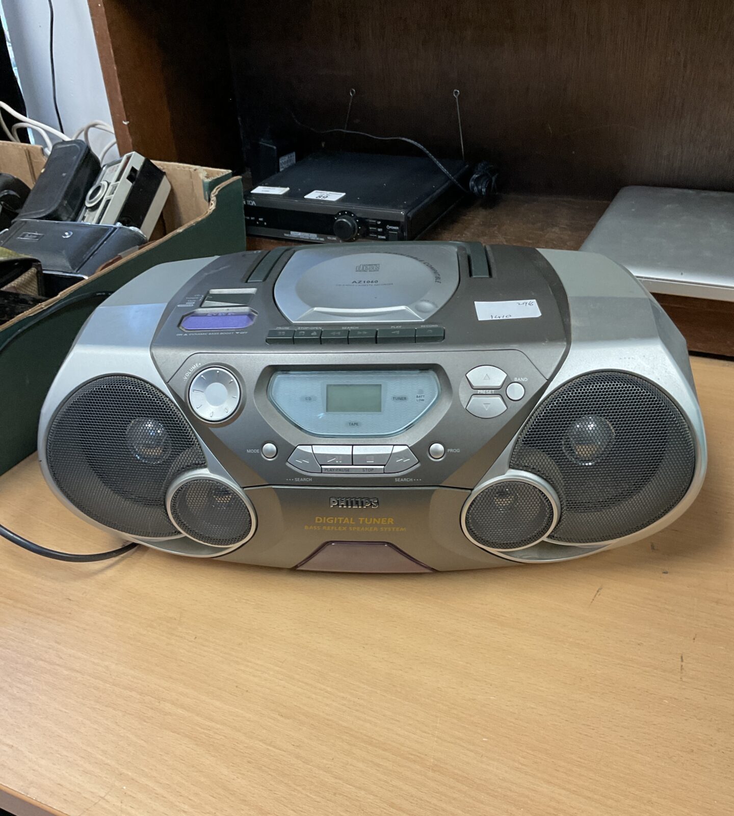Philips az1060 cd cassette radio boombox