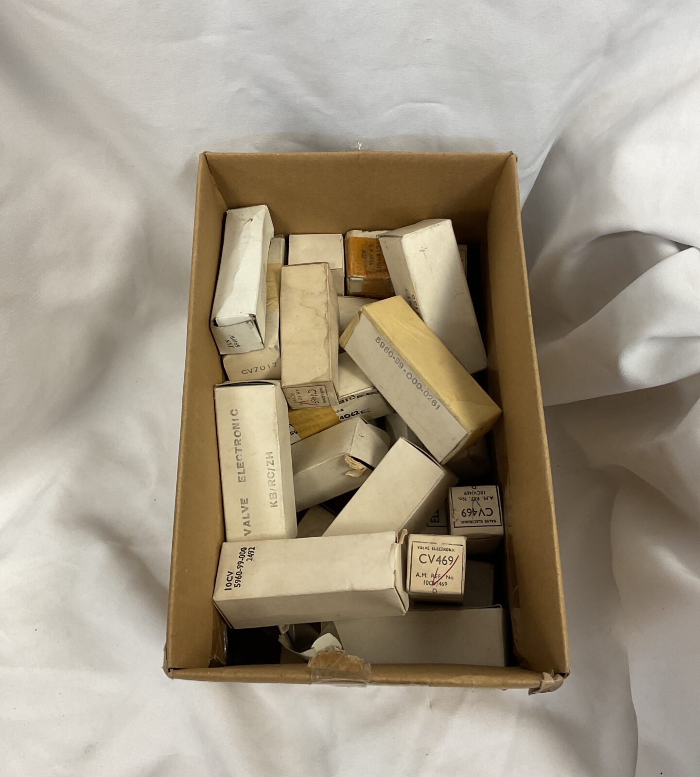 Box of vintage glass electronic valves including cv469 & cv7017