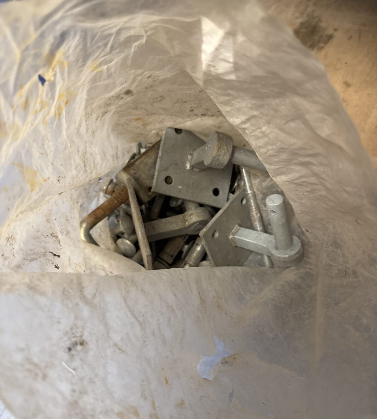Bag of gate hinges & large bolts