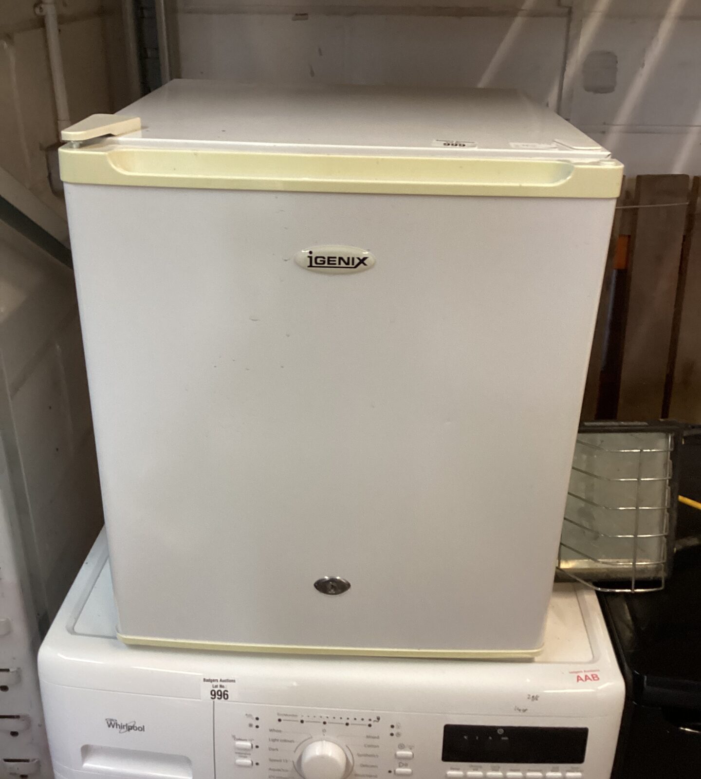 Igenix small fridge