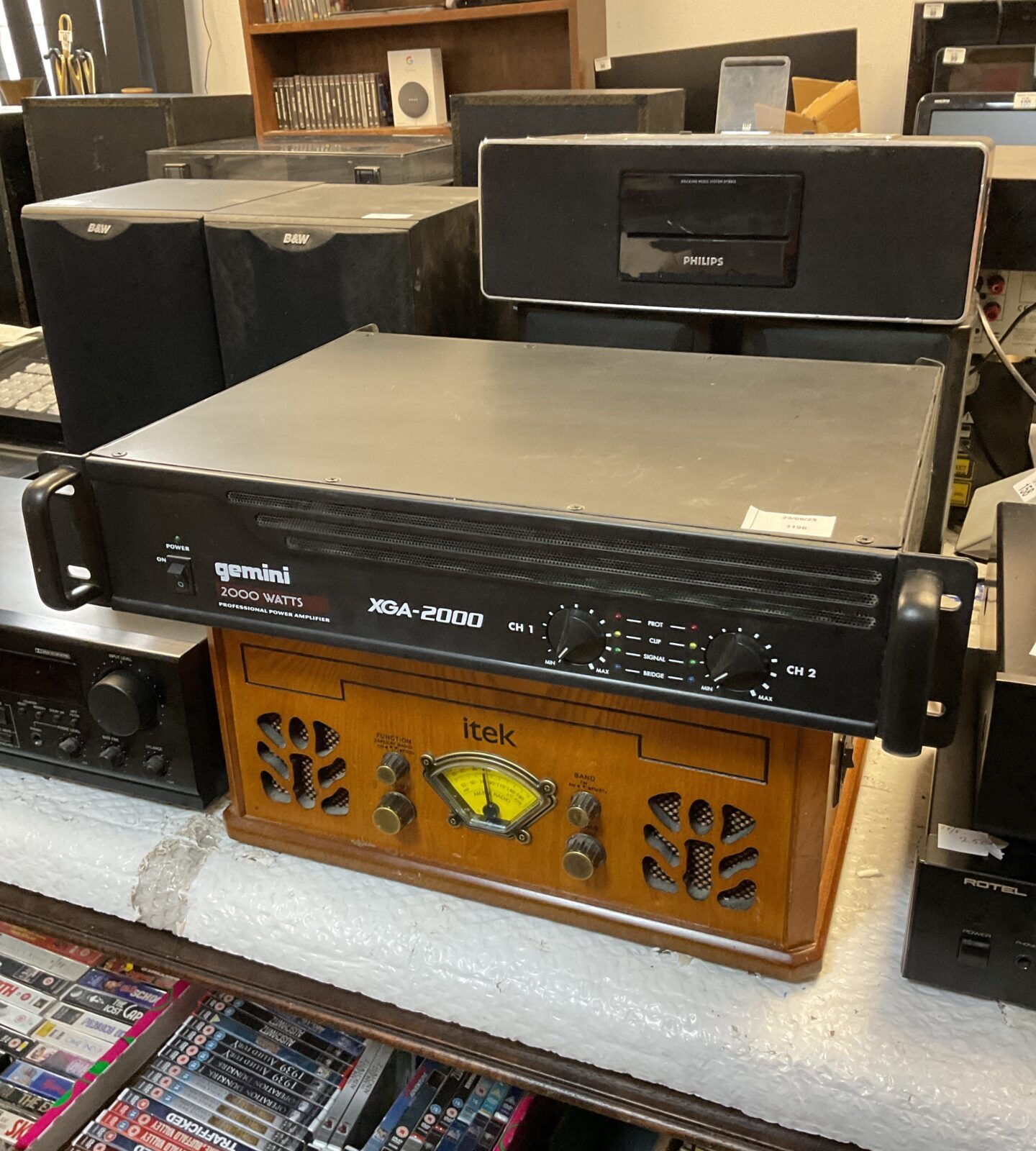 Gemini 2000w xga-2000 amplifier