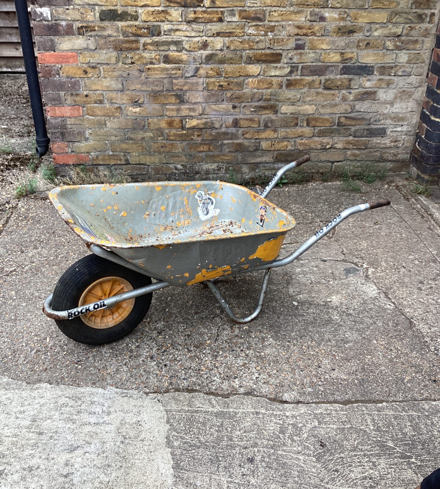 Metal Wheelbarrow