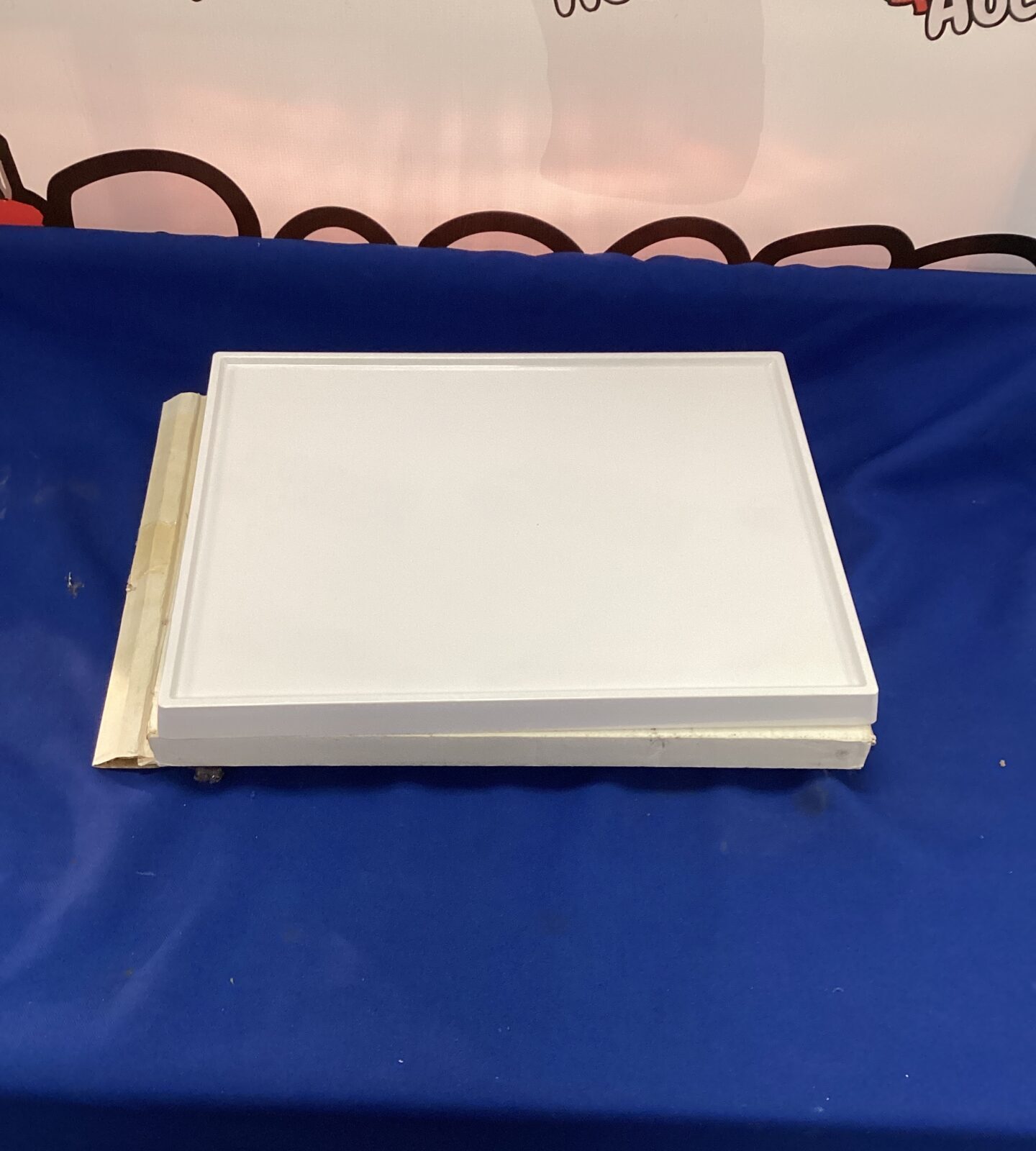 Two new White Trays