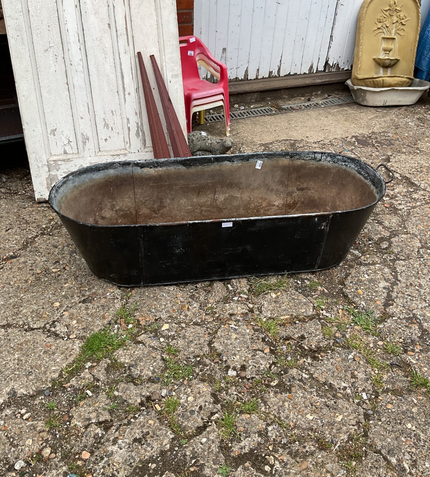 Large vintage galvanised bath/ garden planter