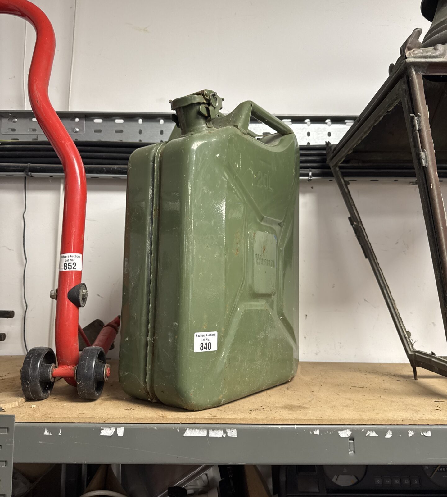 Wavian 20l Metal Jerry can