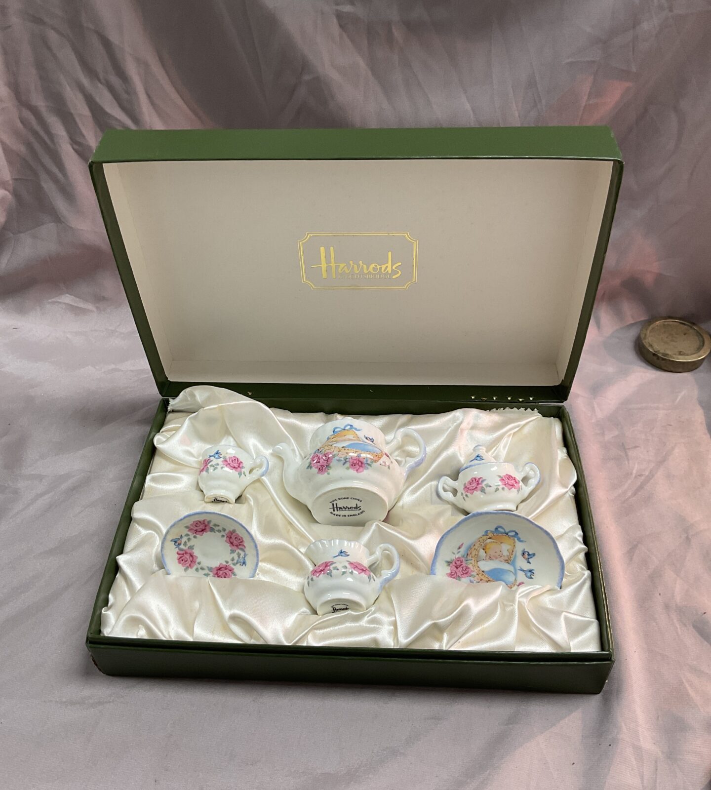 Harrods Knightsbridge child’s tea for two Teaset in original box