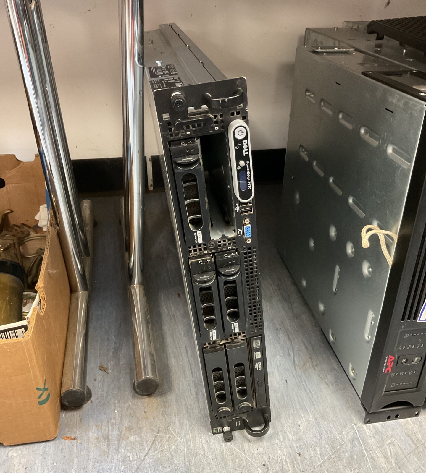 Dell power edge 2970 with hard drives working