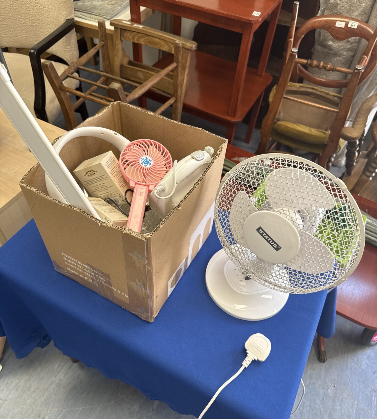 Box of assorted items inc personal fans & a status desk fan