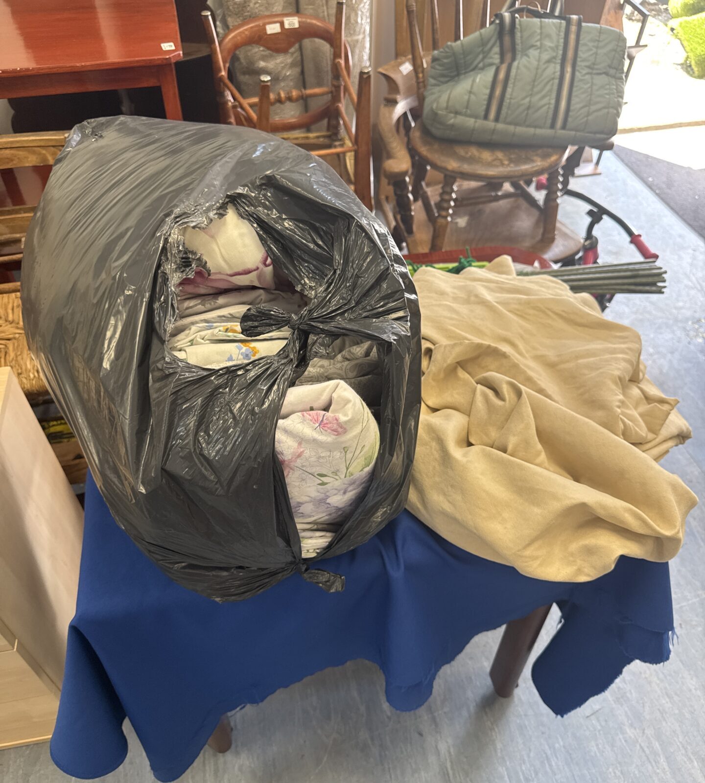 Bag of dunelm double bed linen with pair of dunelm gold/champagne coloured curtains