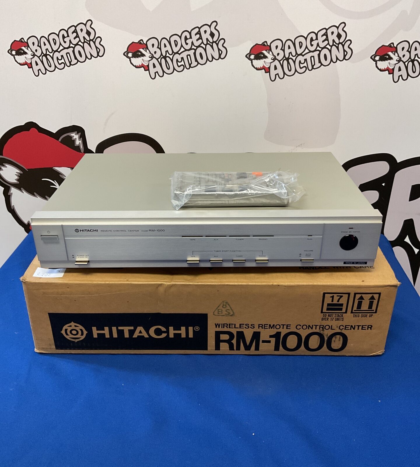 Hitachi rm-1000 remote control center