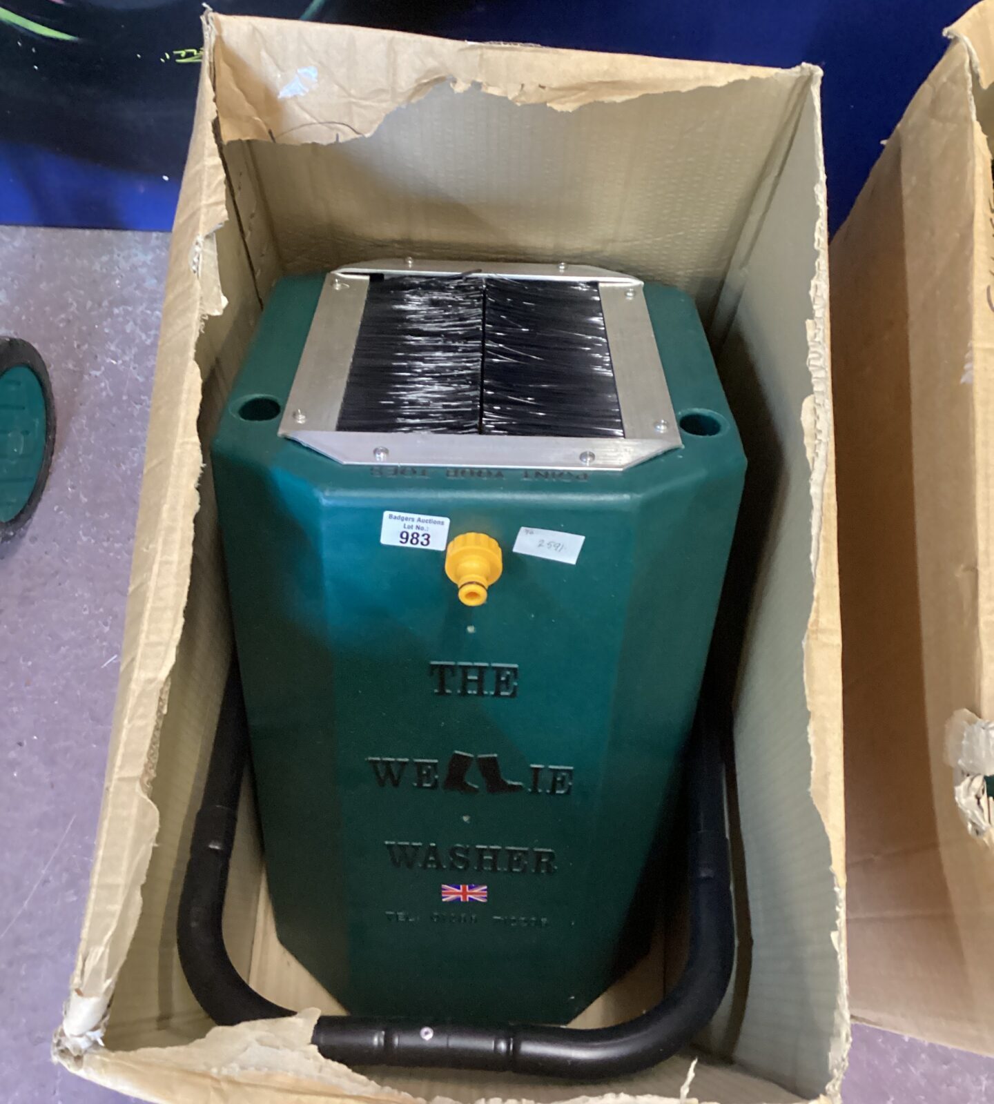 Wellie Washer Device