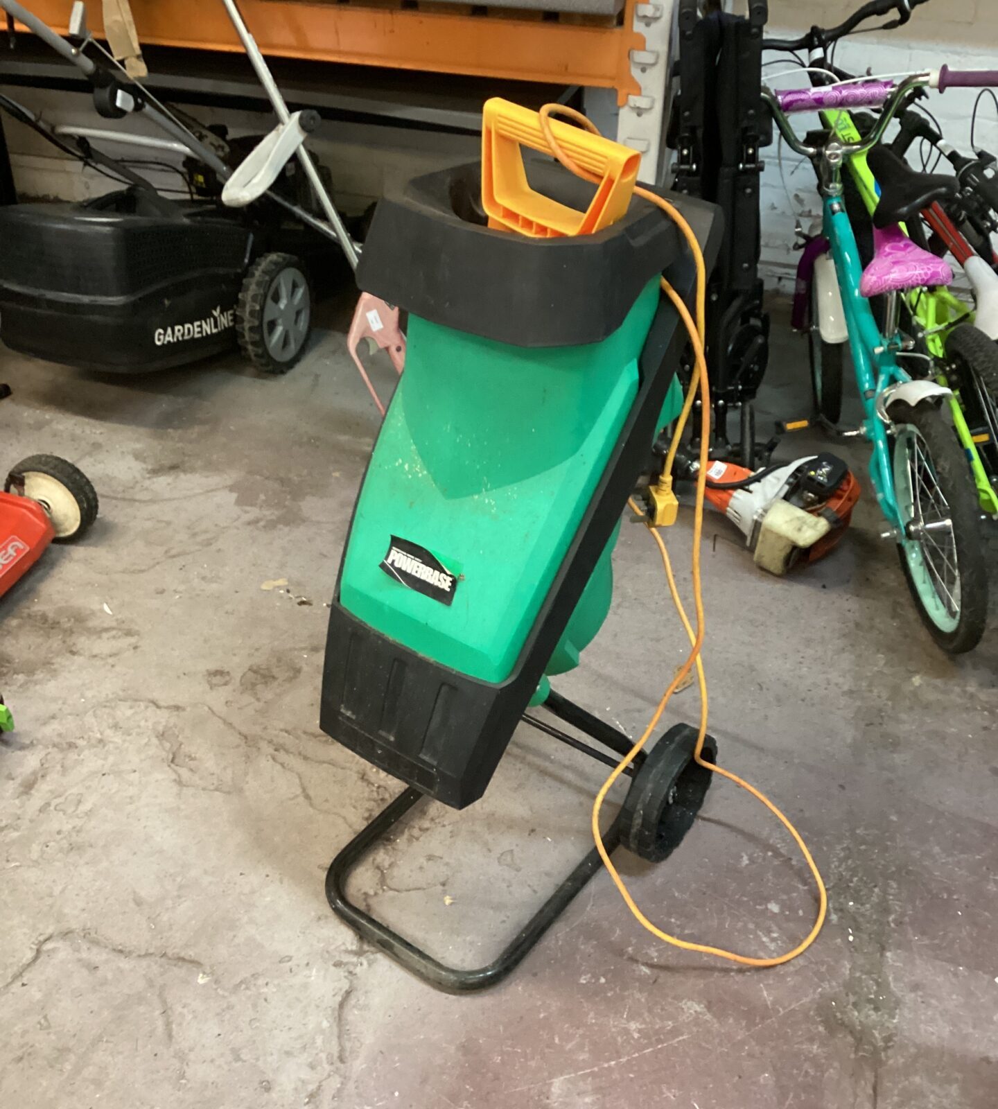 Powerbase Garden Shredder