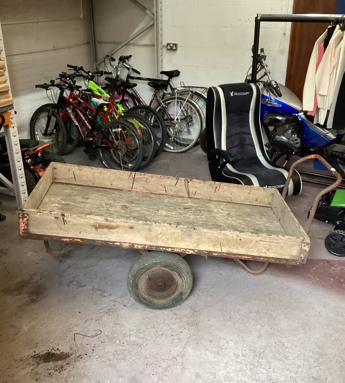 Garden wooden cart