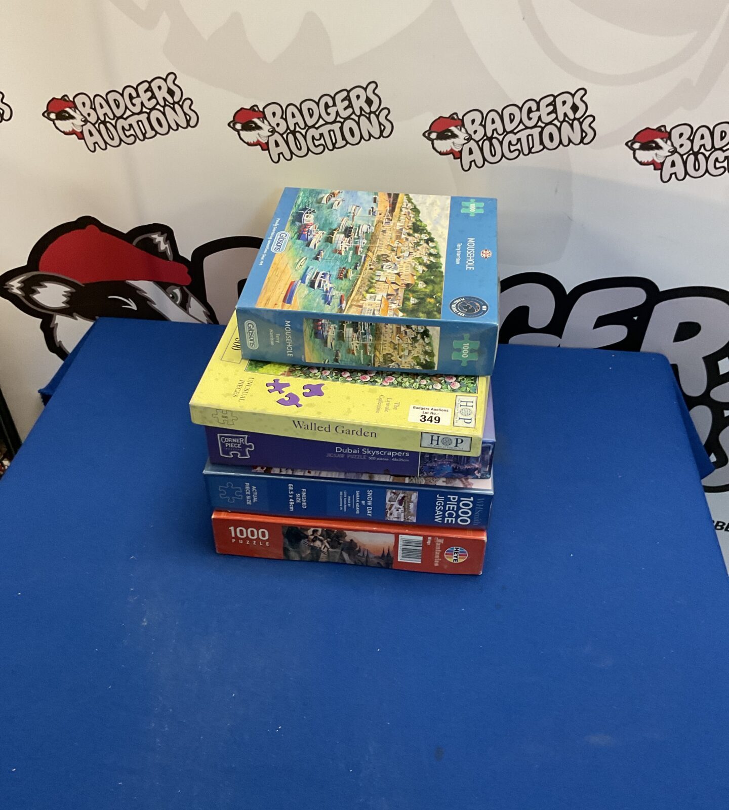 Bundle of mixed puzzles inc gibsons