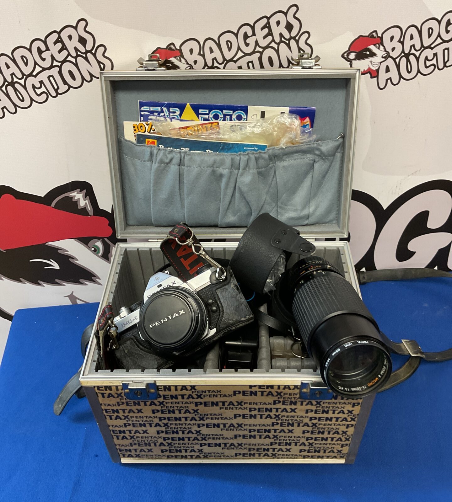 Pentax mx 35mm camera with lens & case