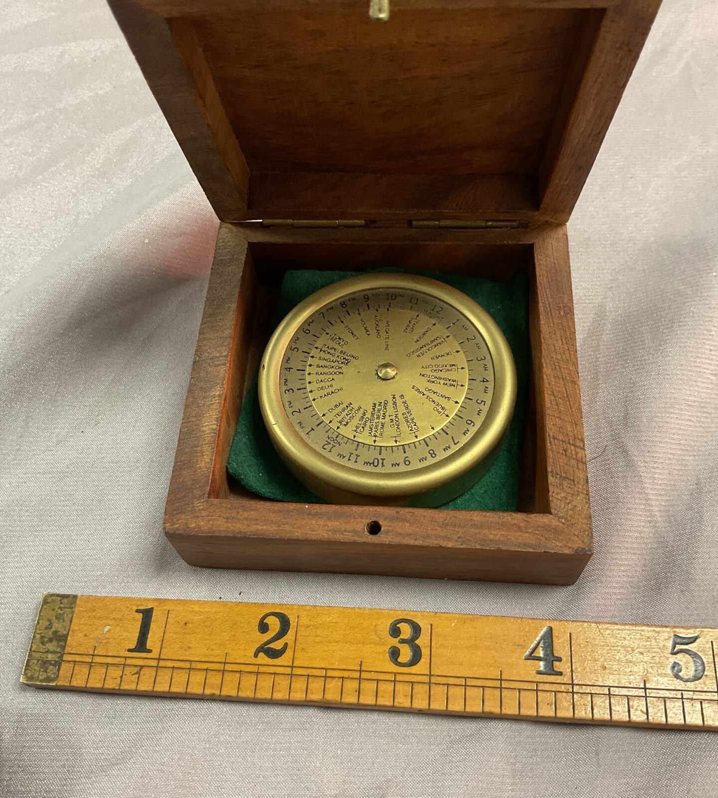 brass world  timeline clock