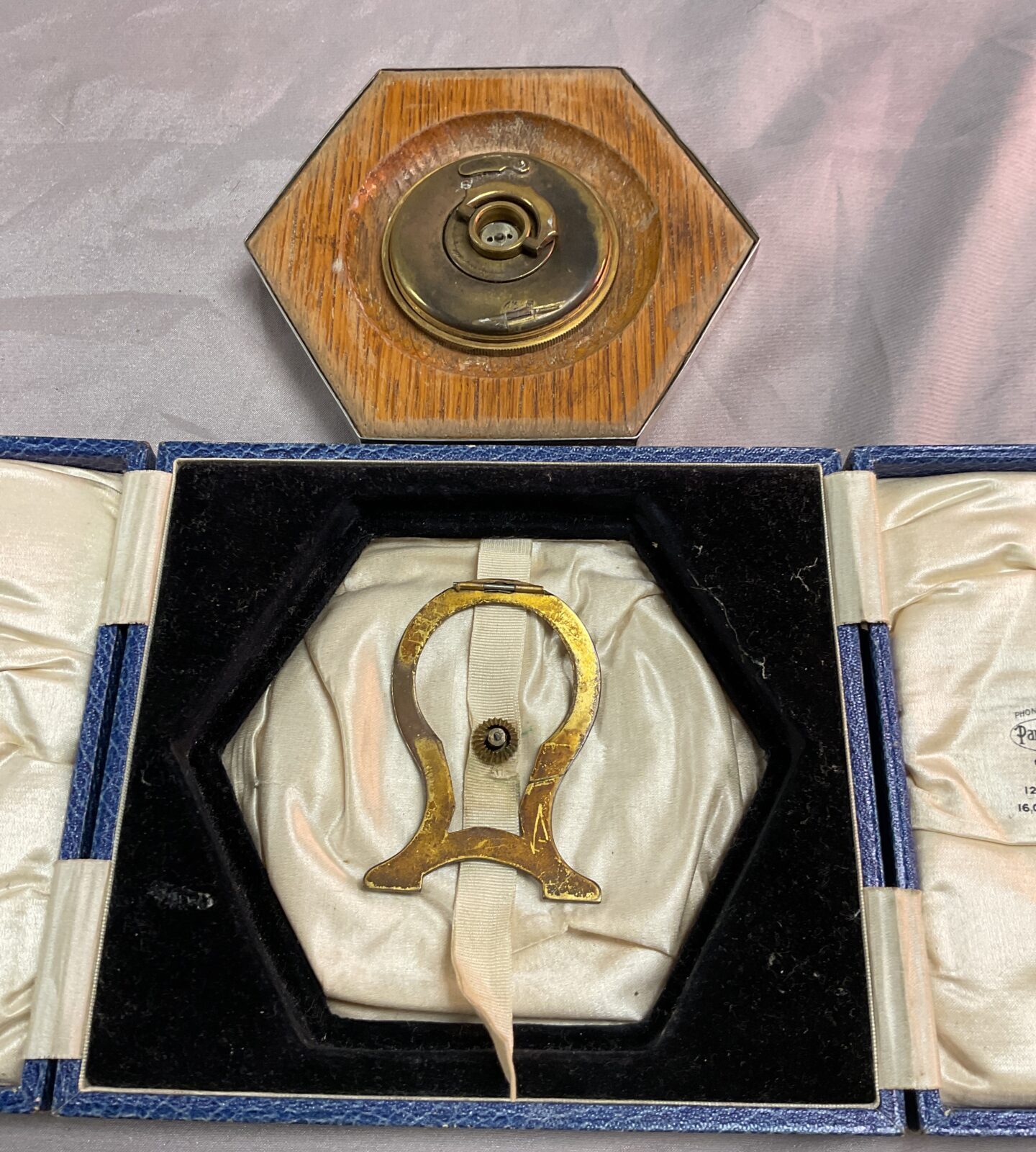 Hallmarked Silver Hexagon Desk / Travel clock in original case needs attention - Image 3