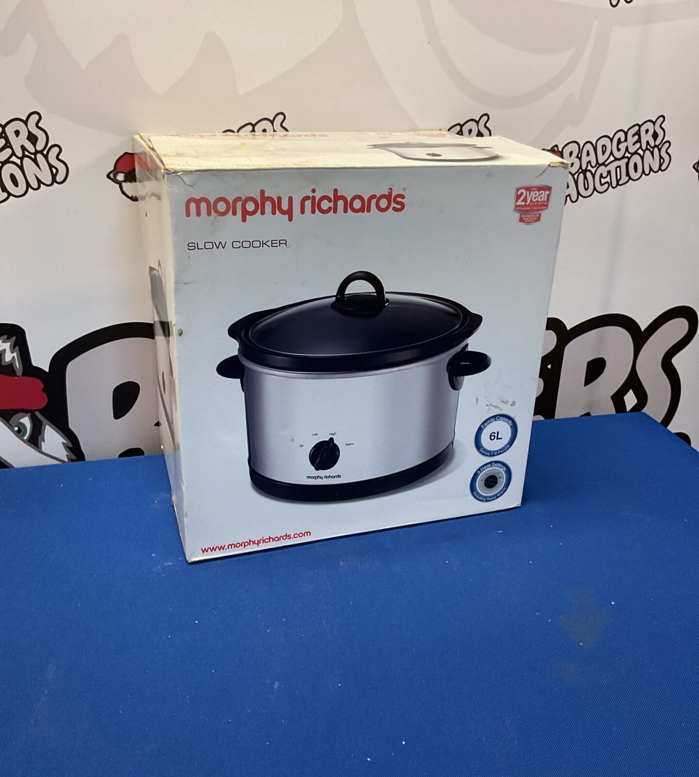 Boxed morphy richards slow cookee