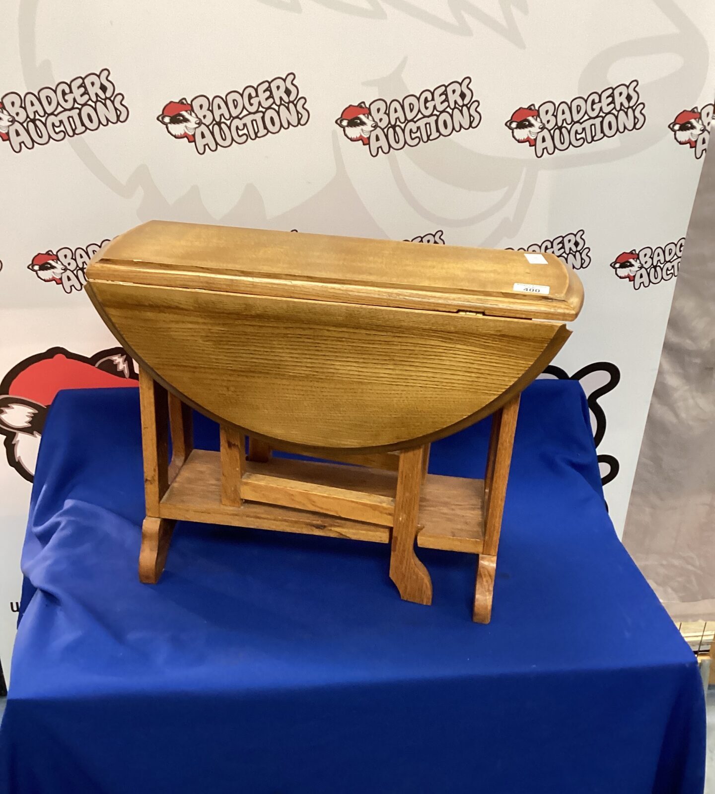 Small oak gate leg table