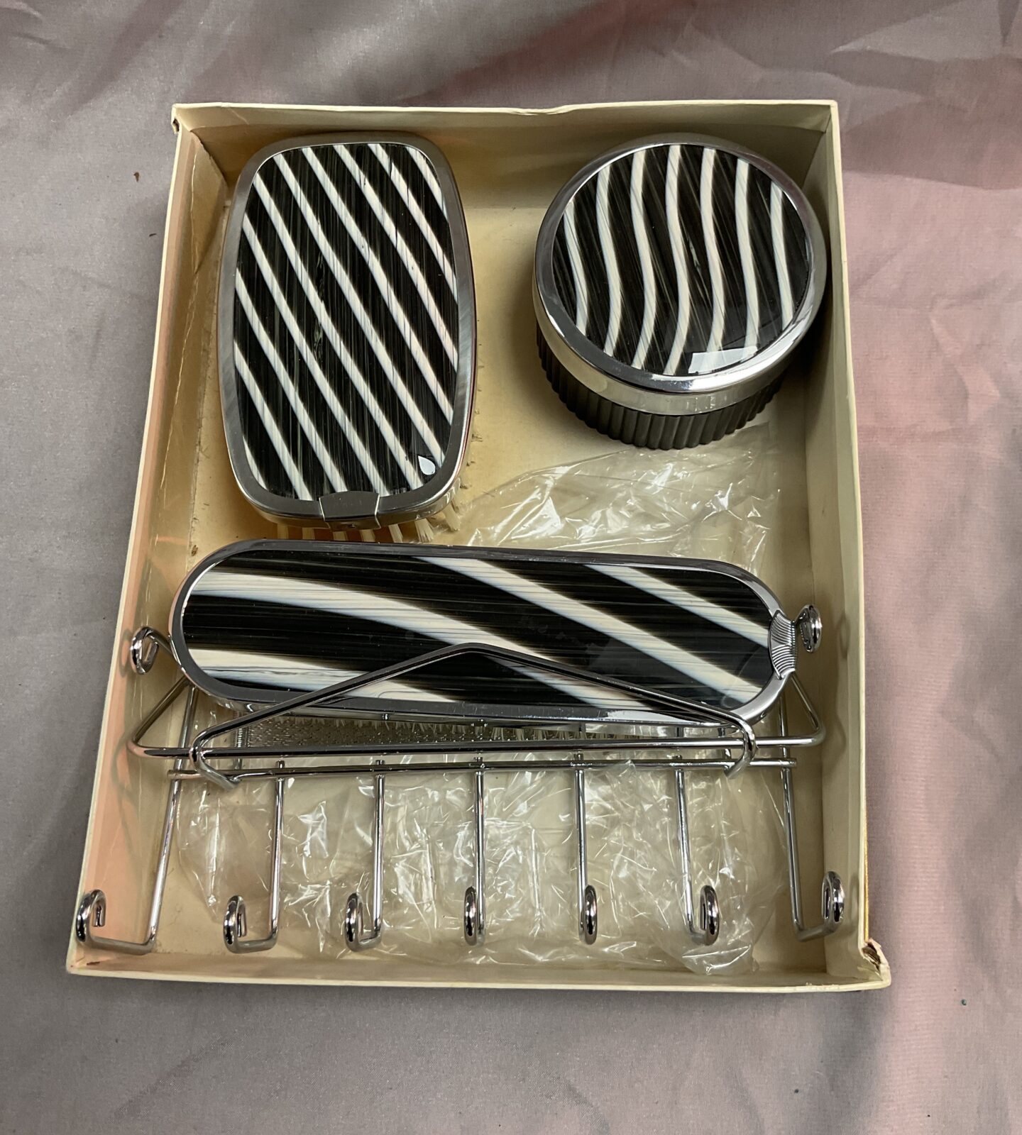 Vintage Hall clothes brush set and coat hook in original box