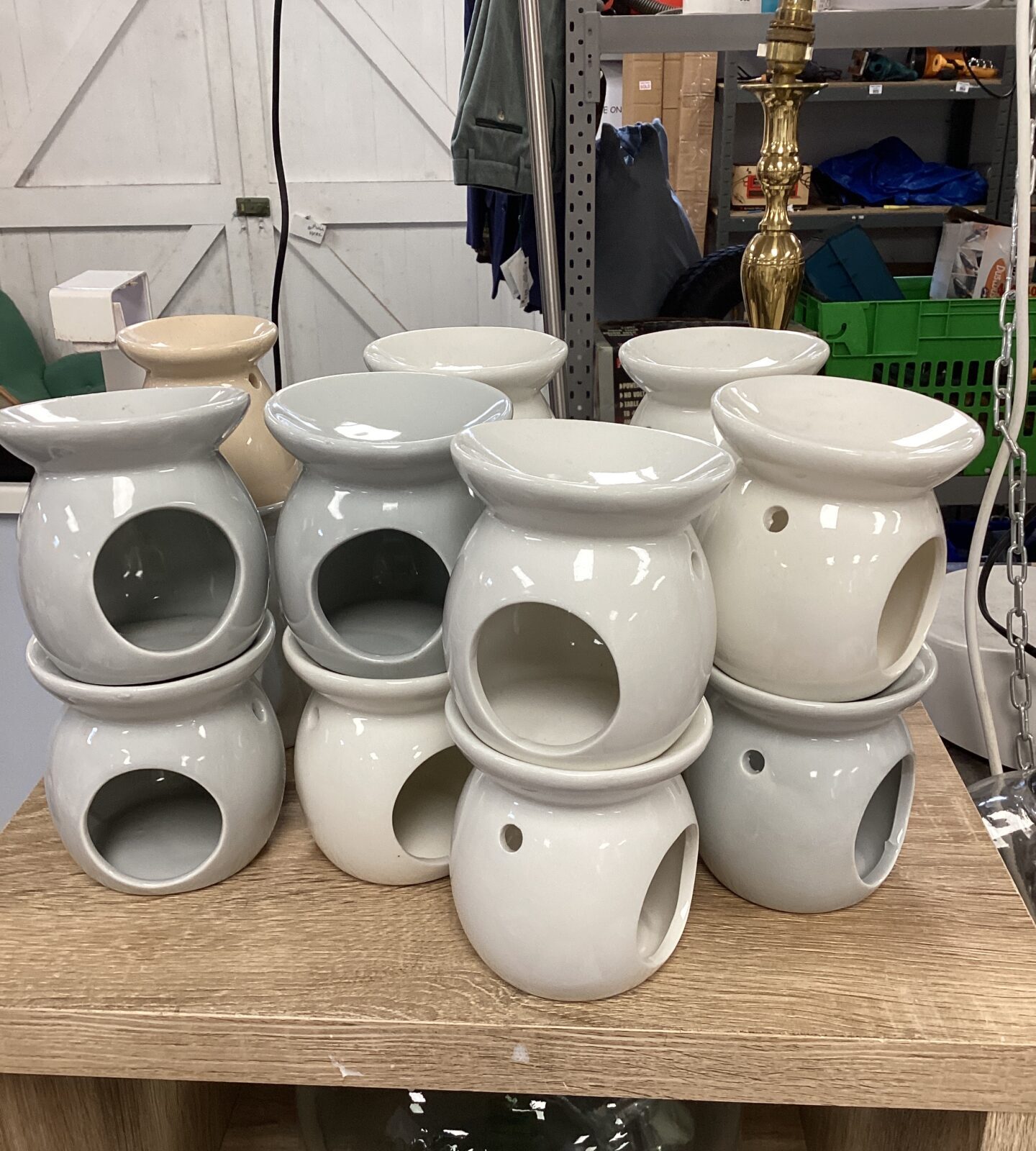 Fourteen ceramic oil burners