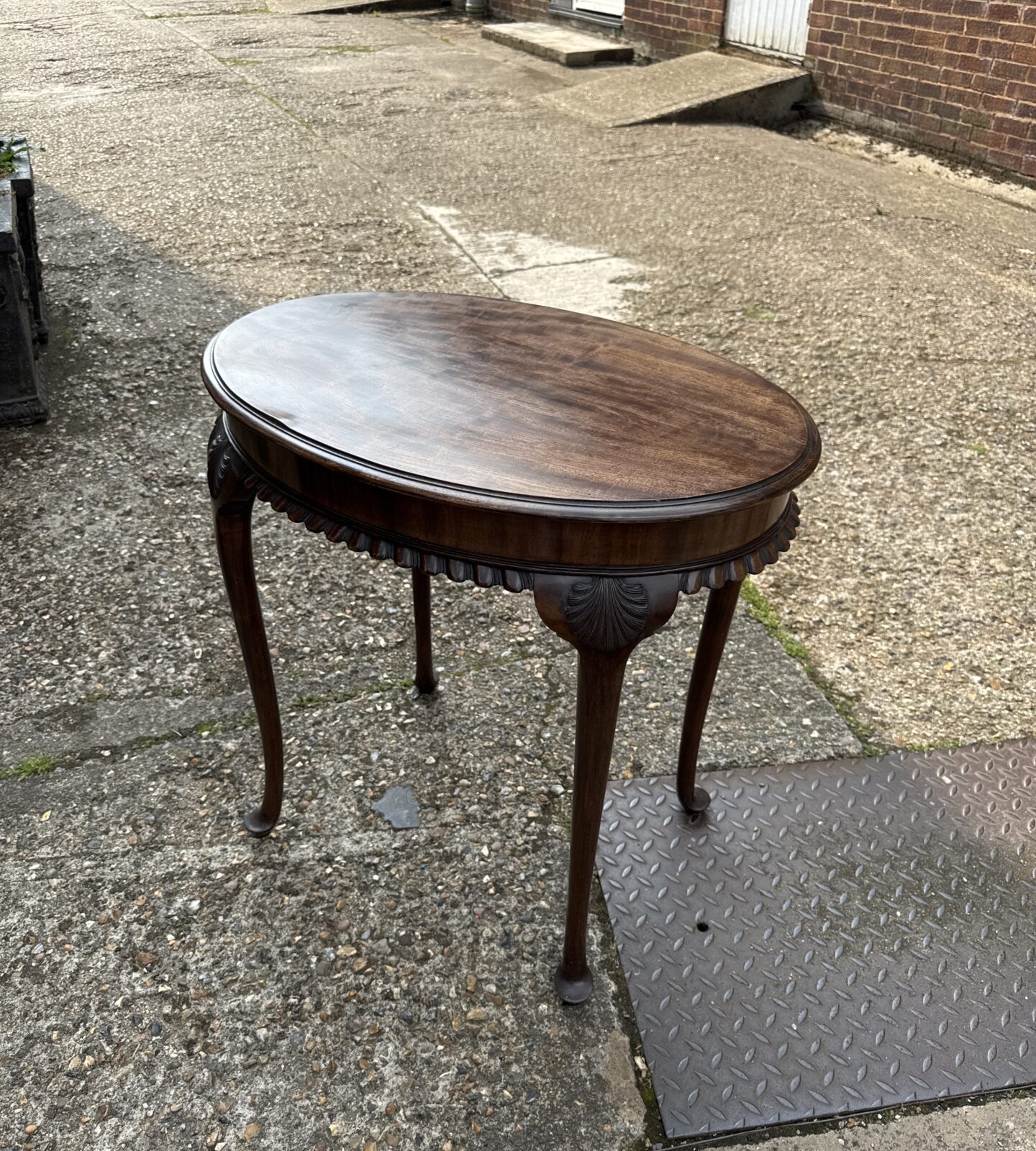 Vintage Morgan & co Cardiff Oval mahogany hall table