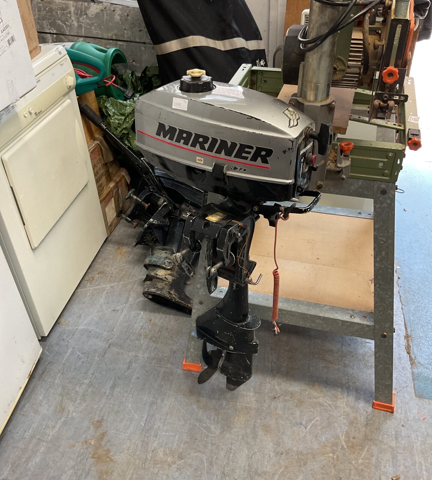 Mariner outboard boat motor