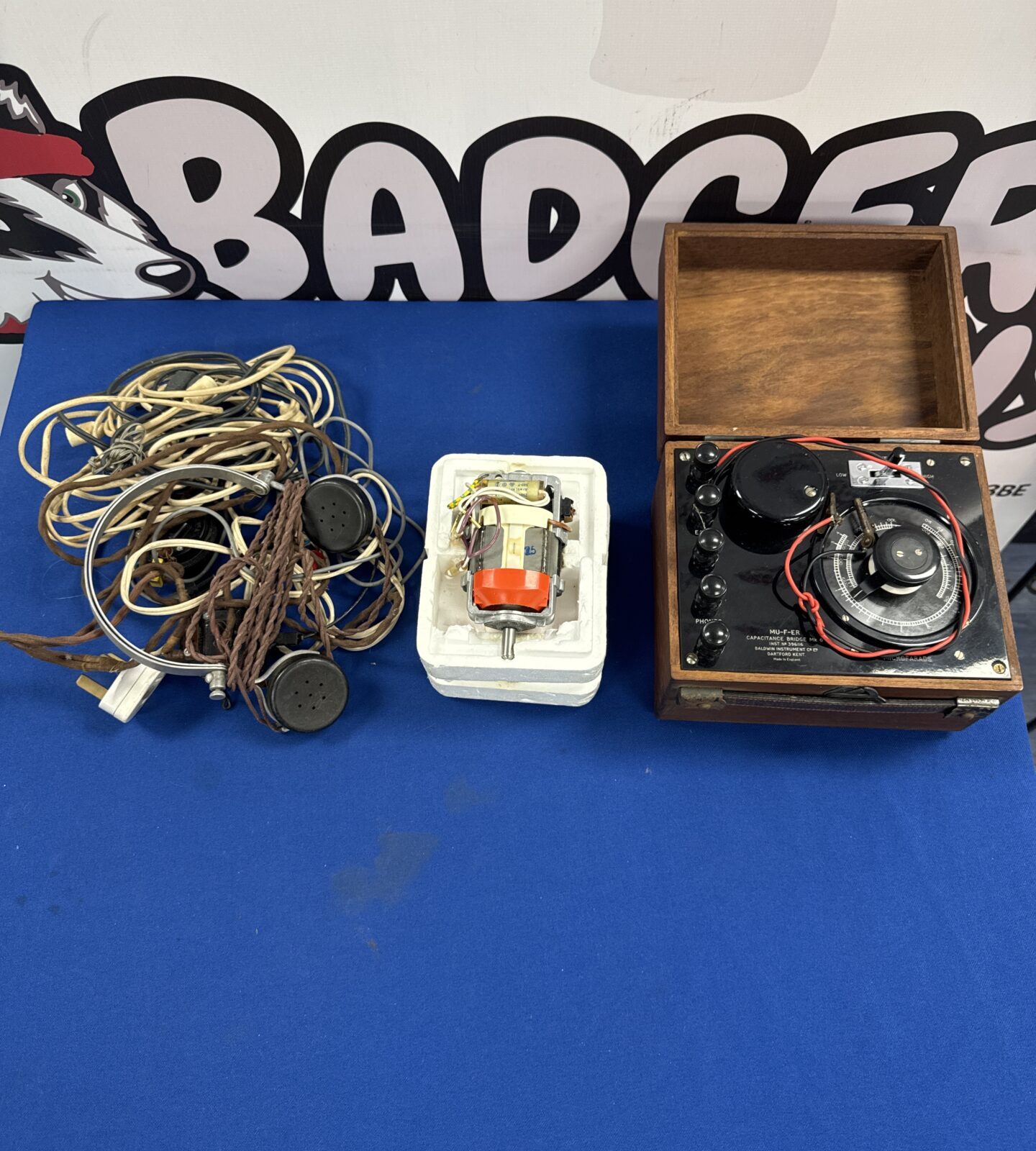 Selection of vintage electrical items inc baldwin instruments capacitance bridge mk 6