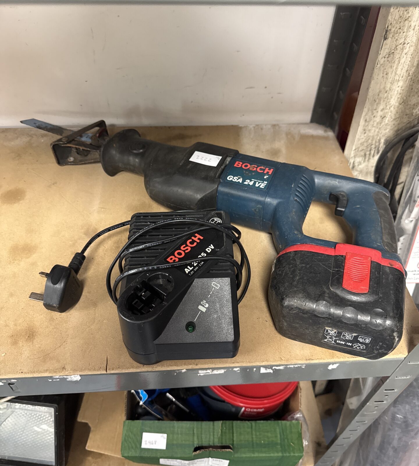 Bosch gsa 24 ve cordless reciprocating saw with charger & battery - untested