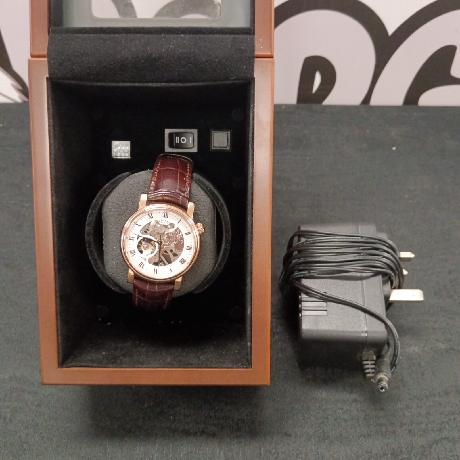 Rotary automatic skeleton watch working with watch winder (not working)