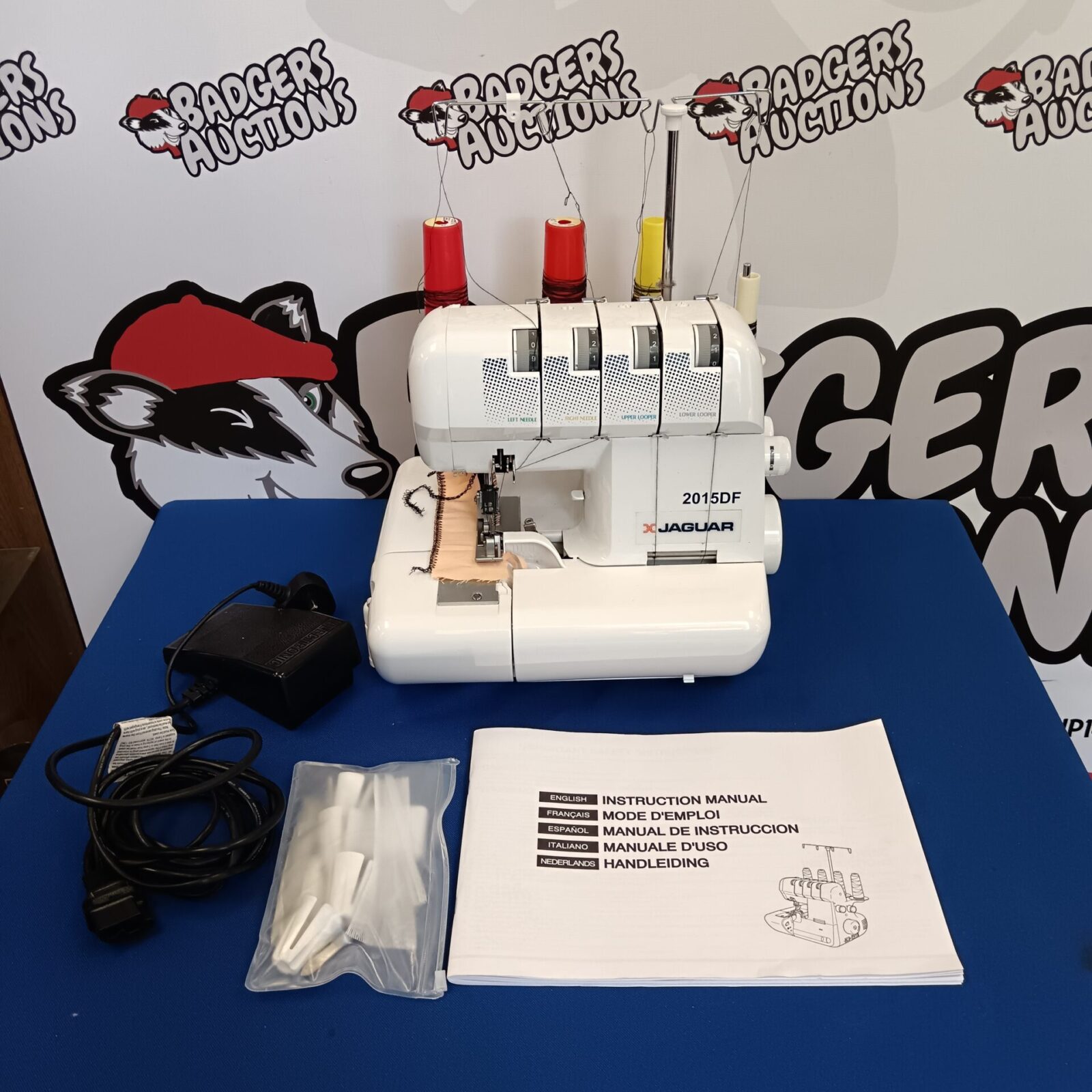 Jaguar epochlock 2015df overlocker machine fully working – Badgers Auctions