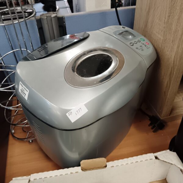 Silver bread maker