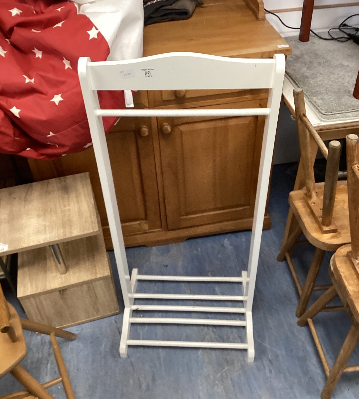 Wooden clothes rack