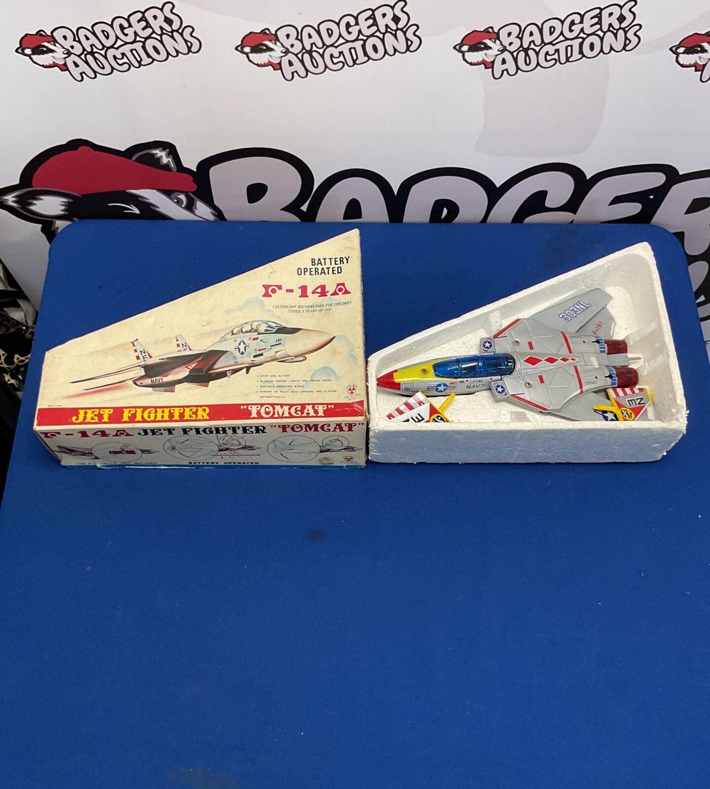 Vintage son ai toys battery operated f-14A tomcat jet fighter