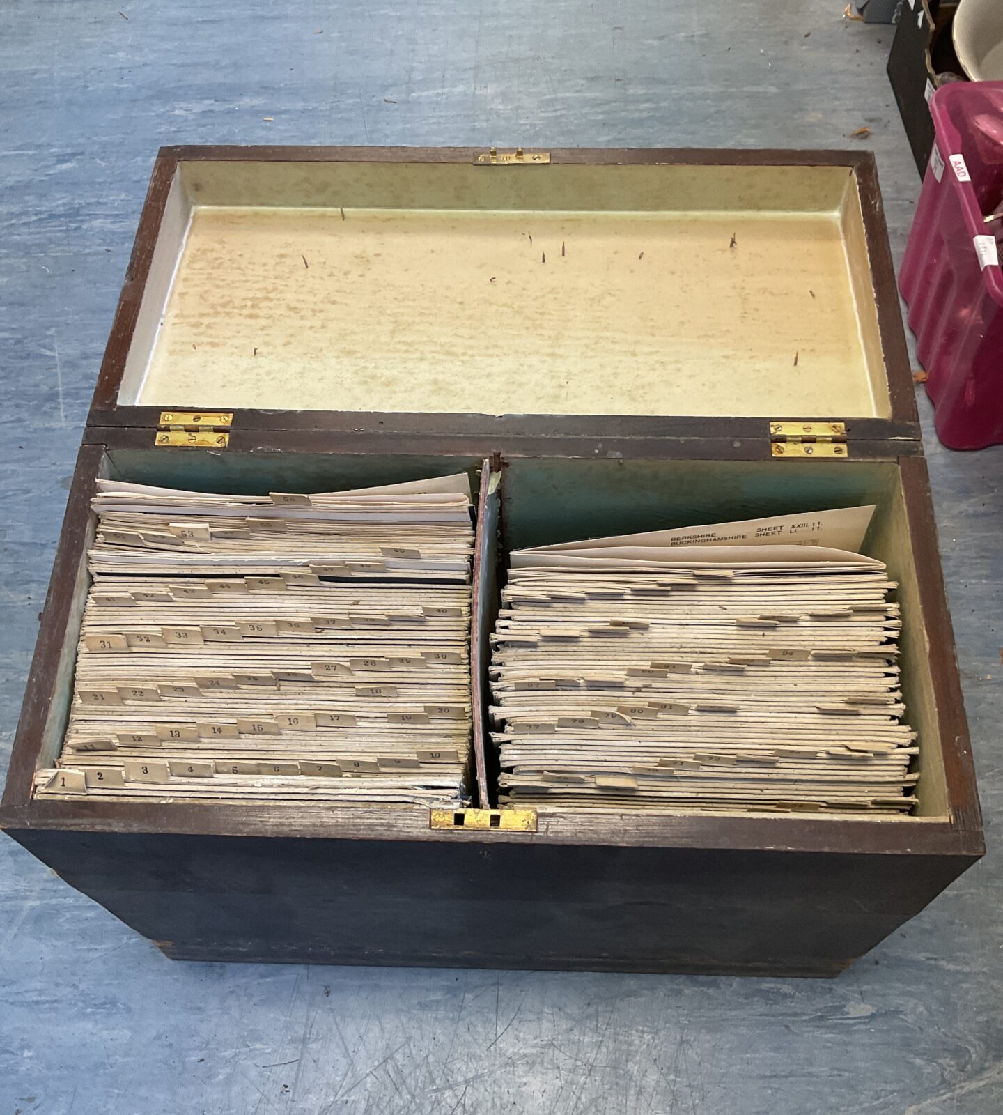 Antique wooden chest with ordinance survey maps dated 1921 - Image 2